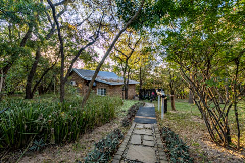 Tranquil Nest - Francolin Chalet